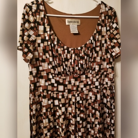 5 for $25 Danny & Nicole Dress with belt - Picture 2 of 4